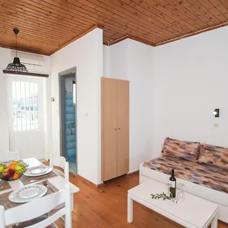 Sandy Complex - Poolside & Seaside Kávosz