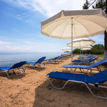 Sandy Complex - Poolside & Seaside 4* Kávosz