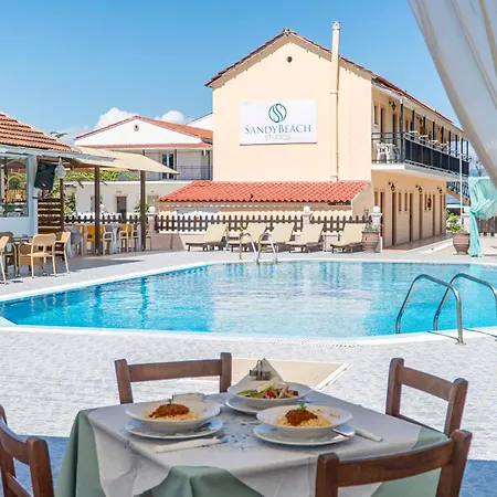 Sandy Complex - Poolside & Seaside מלון דירות 4*