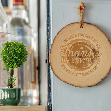 Lägenhetshotell Sandy Complex - Poolside & Seaside