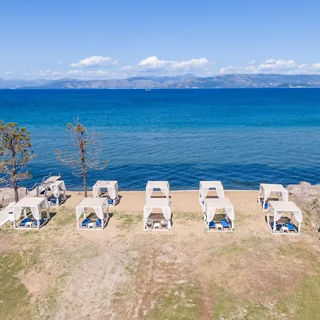 Sandy Complex - Poolside & Seaside 4*