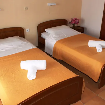 Sandy Complex - Poolside & Seaside Lägenhetshotell Kávos