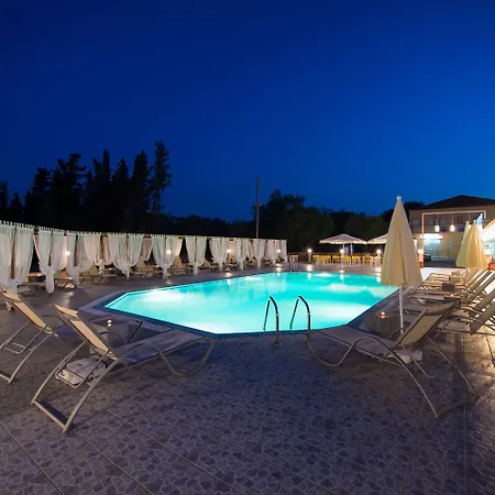 Sandy Complex - Poolside & Seaside מלון דירות קאבוס