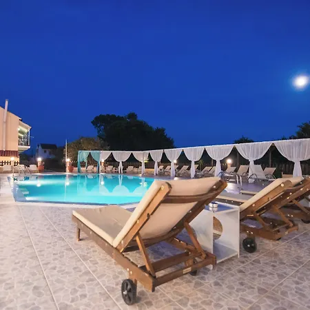 Апарт-отель Sandy Complex - Poolside & Seaside Кавос