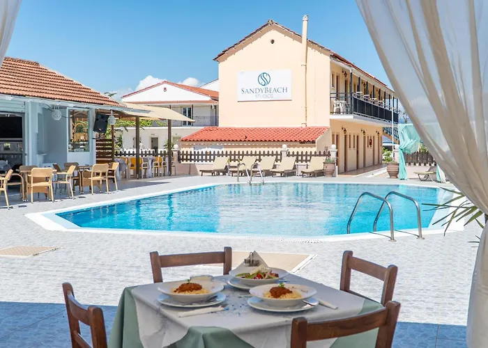 Sandy Complex - Poolside & Seaside 公寓式酒店 4*
