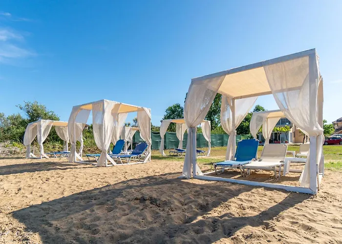 公寓式酒店 Sandy Complex - Poolside & Seaside 4*