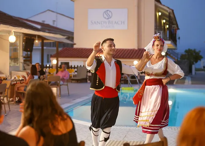 Sandy Complex - Poolside & Seaside Kávos