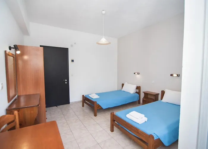 Sandy Complex - Poolside & Seaside 4*