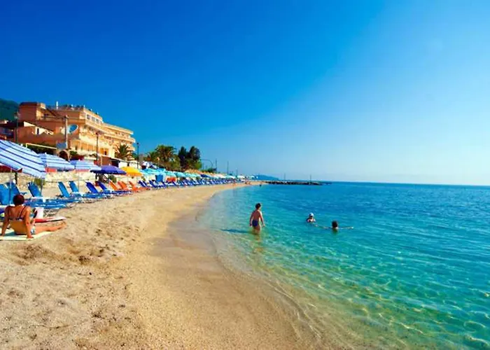 公寓式酒店 Sandy Complex - Poolside & Seaside 4*