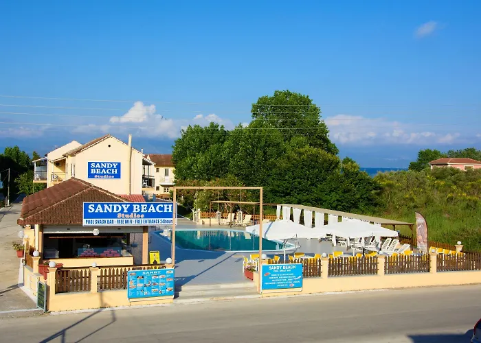 公寓式酒店 Sandy Complex - Poolside & Seaside
