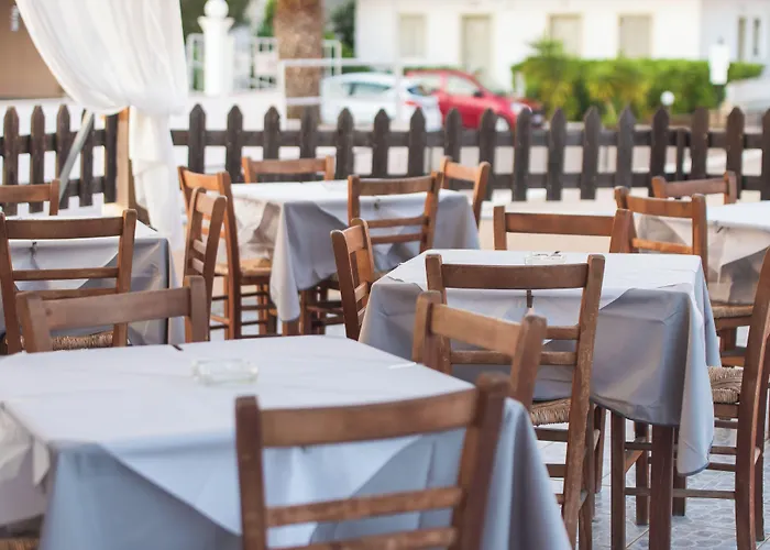 Sandy Complex - Poolside & Seaside 4* Кавос