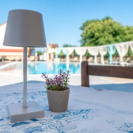 Apart-hotel Sandy Complex - Poolside & Seaside