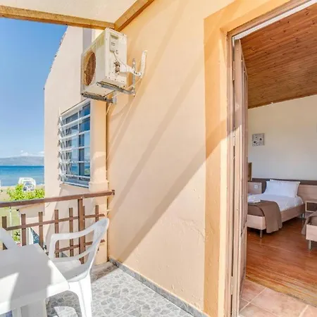 Sandy Complex By Konnect - Poolside & Seaside Kavos