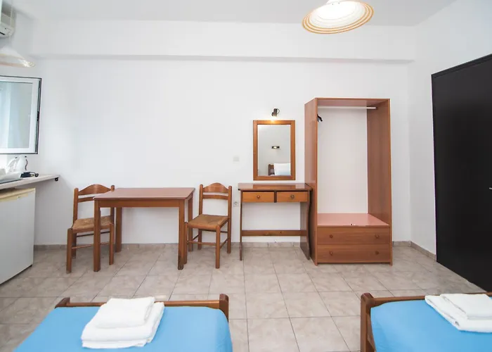 Hotel de apartamente Sandy Complex - Poolside & Seaside